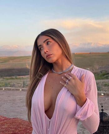 Full leaked Isabeau private onlyfans photo