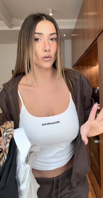 Full leaked Isabeau private onlyfans photo