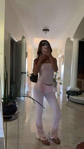 Full leaked Isabella baylee private onlyfans photo