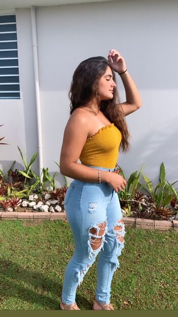 Full leaked Isabella ladera page private onlyfans photo