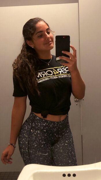 Full leaked Isabella ladera page private onlyfans photo