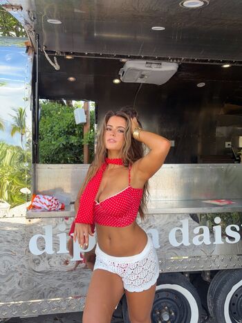 Full leaked Isabella lauren private onlyfans photo