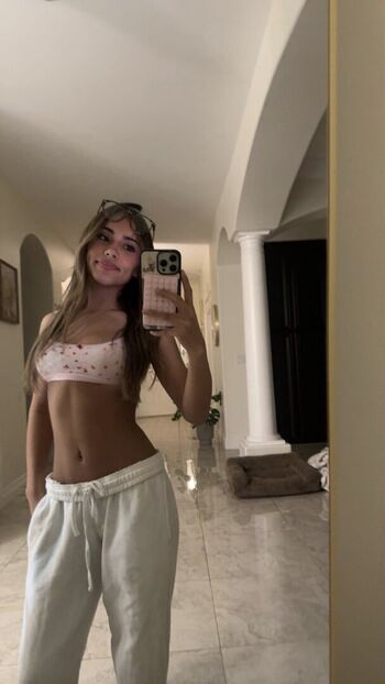 Full leaked Isabellabayleee private onlyfans photo