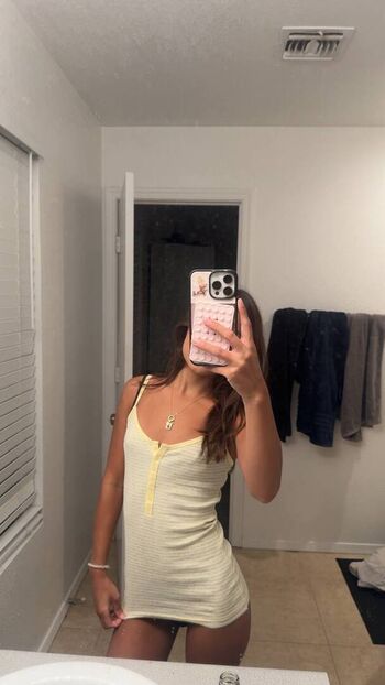 Full leaked Isabellabayleee private onlyfans photo