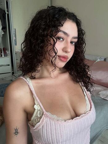 Full leaked Isabellaissweet page private onlyfans photo
