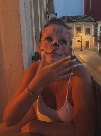 Isabelle / 3sa.1e / mizzyalwaysonline / mizzybackonline