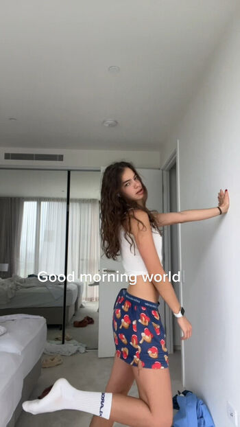 Full leaked Isabelle petzl private onlyfans photo