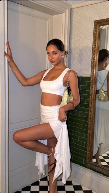 Full leaked Isha kaur dhillon private onlyfans photo