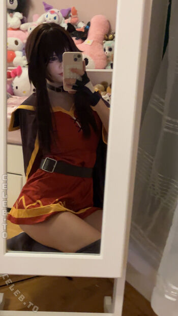 Full leaked Isii cos page private onlyfans photo