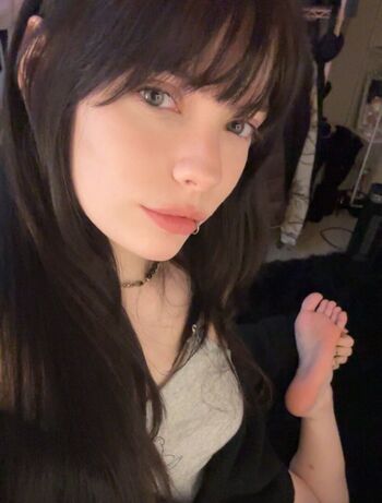 Full leaked Isizzly sizzlymizzly private onlyfans photo