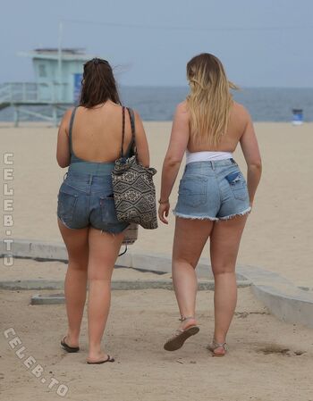 Full leaked Iskra lawrence private onlyfans photo