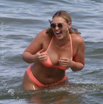 Full leaked Iskra lawrence private onlyfans photo
