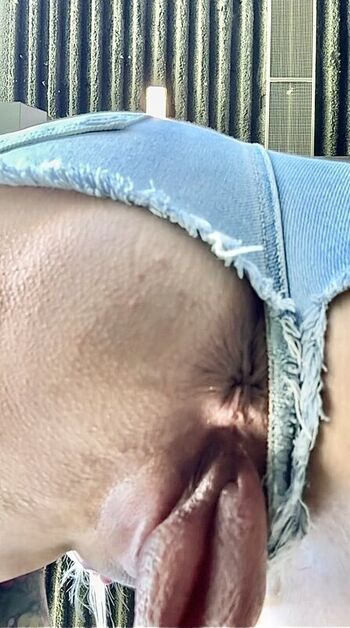 Full leaked Island girl fun private onlyfans photo