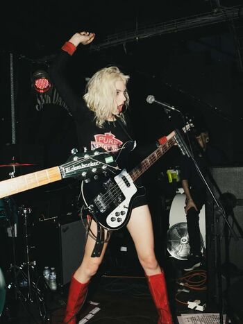 Full leaked Issey carts page private onlyfans photo