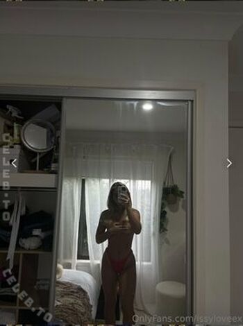 Full leaked Issy chan private onlyfans photo