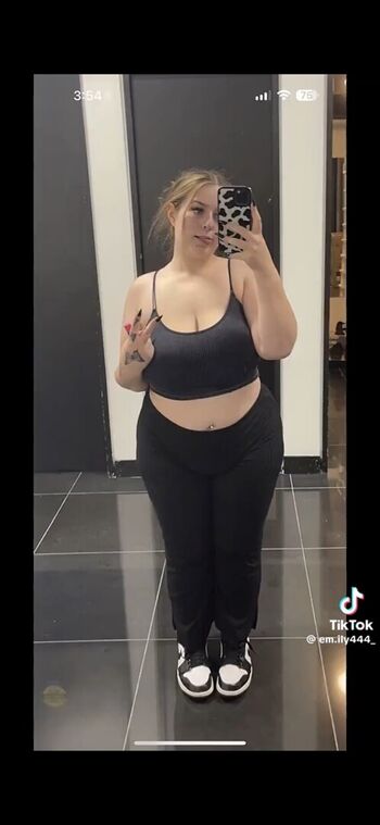 Full leaked Its emi private onlyfans photo