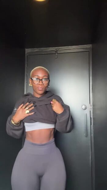 Full leaked Its tshego private onlyfans photo