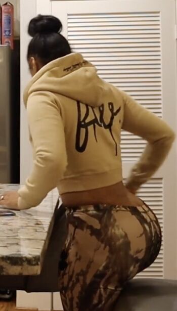 Full leaked Itsairi private onlyfans photo