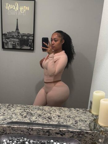 Full leaked Itsairi private onlyfans photo