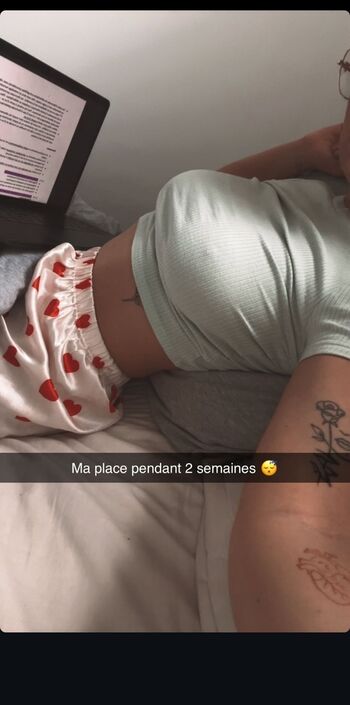 Full leaked Itsangelaa private onlyfans photo