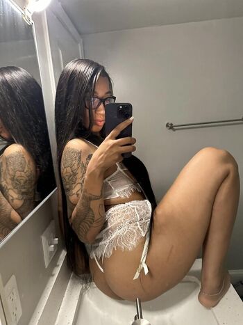 Full leaked Itsavibewitht private onlyfans photo