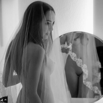 Full leaked Itsbianka  page private onlyfans photo