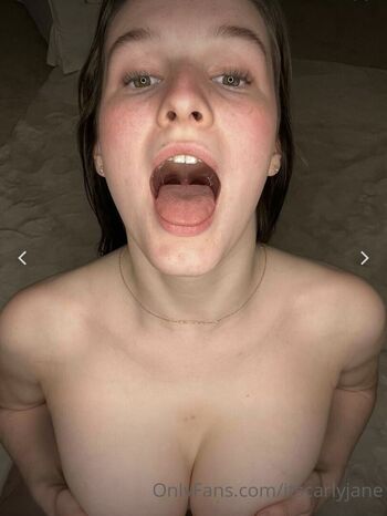 Full leaked Itscarlyjane private onlyfans photo