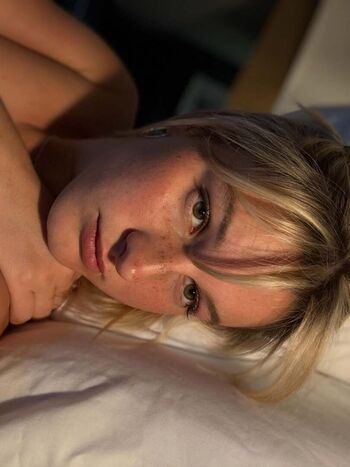 Full leaked Itscarlyjane  page private onlyfans photo