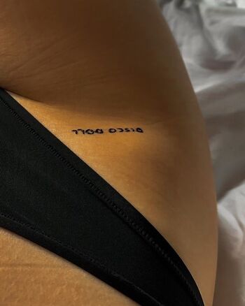 Full leaked Itscarlyjane private onlyfans photo