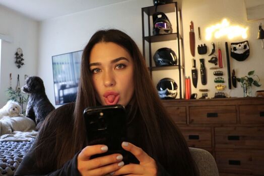 Full leaked Itscarolinamarie private onlyfans photo