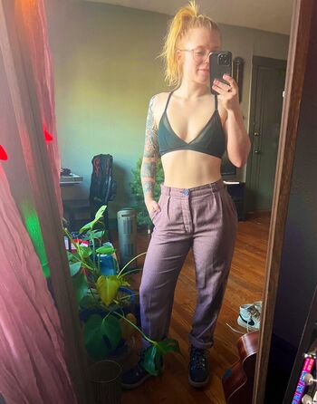 Full leaked Itscharleeeeee private onlyfans photo