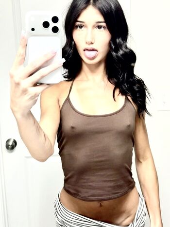 Full leaked Itsgabbiii private onlyfans photo