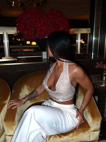 Full leaked Itskhrysss private onlyfans photo