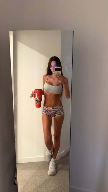 Full leaked Itsleahblack private onlyfans photo