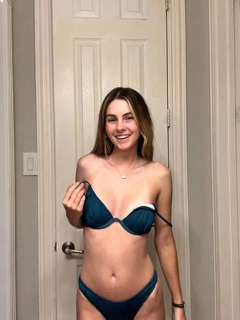 Full leaked Itslexismith  page private onlyfans photo