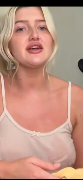 Full leaked Itslunaaaaa private onlyfans photo