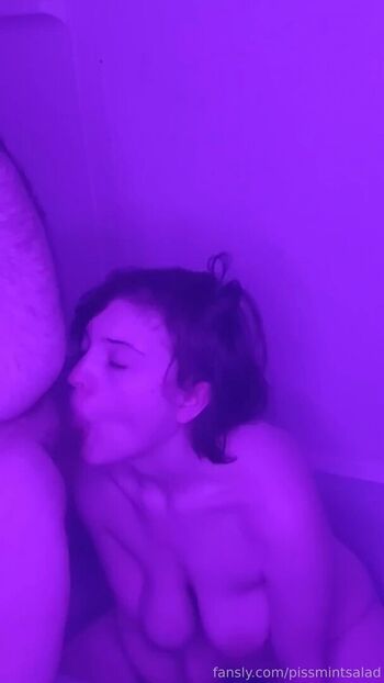 Full leaked Itsmintsalad private onlyfans photo