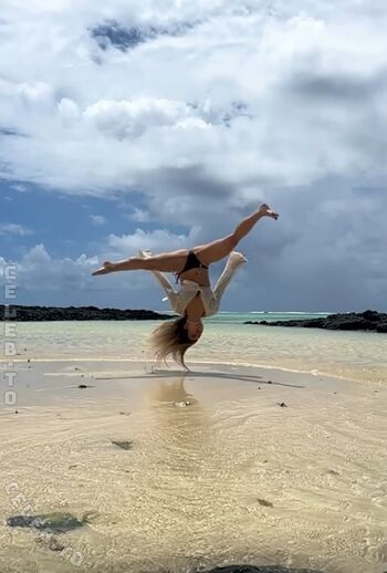 Full leaked Itsmisabell page private onlyfans photo