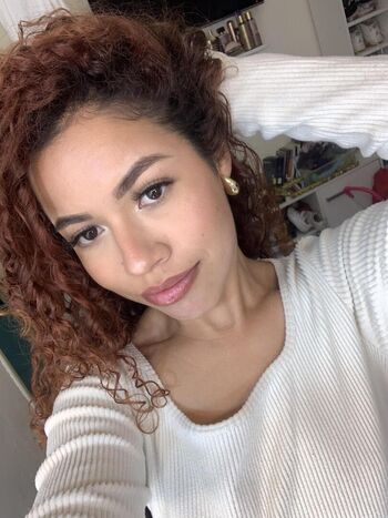 Full leaked Itsnahomi private onlyfans photo