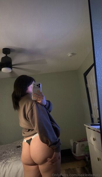 Full leaked Itsoakleemay private onlyfans photo