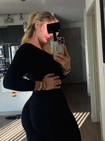 Full leaked Itsokayla private onlyfans photo