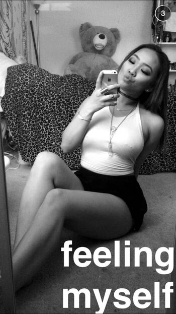 Full leaked Itsphamtf private onlyfans photo