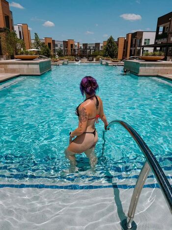 Full leaked Itsqueenmanda private onlyfans photo