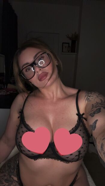 Full leaked Itssammieraee private onlyfans photo