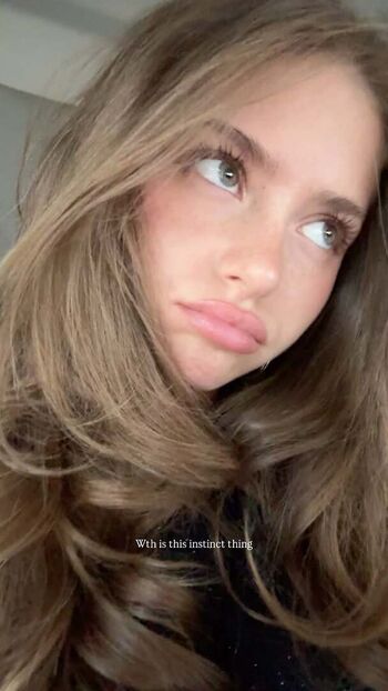 Full leaked Itssluciaf private onlyfans photo