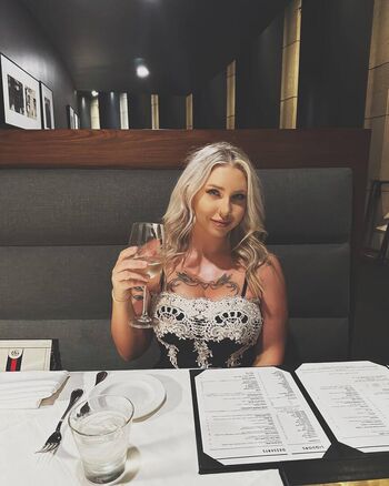 Full leaked Itssstaraaa private onlyfans photo