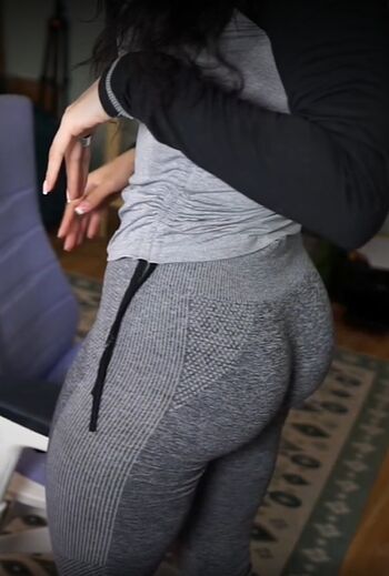 Full leaked Itssunpi private onlyfans photo