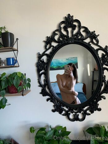 Full leaked Itstorea private onlyfans photo