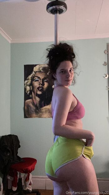 Full leaked Itsyagirlsky private onlyfans photo
