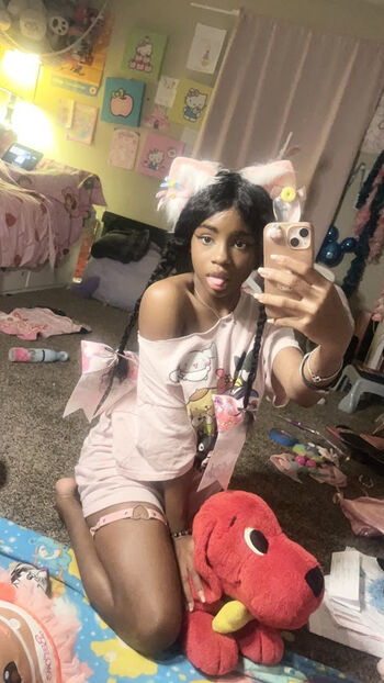 Full leaked Ittlevil private onlyfans photo